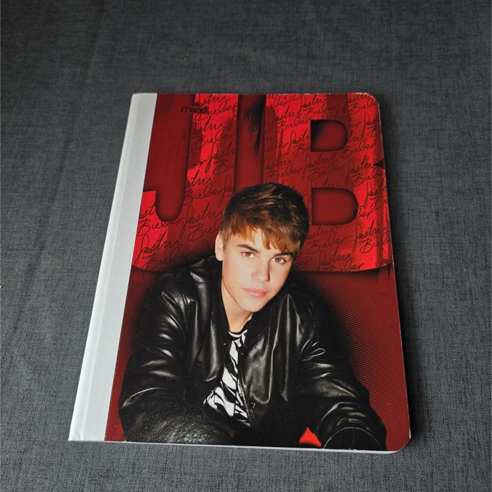Young Justin Bieber In Black Leather Jacket Composition Notebook 2012 JB NOS